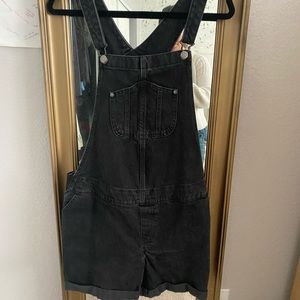 Old navy maternity shortalls